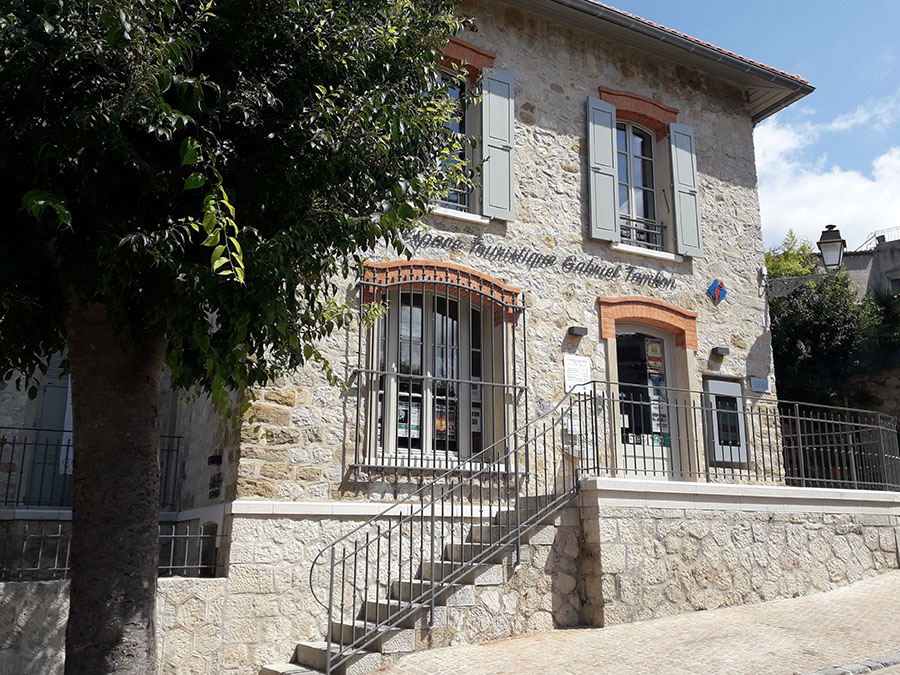 Espace Touristique Gabriel Tambon espace touristique gabriel tambon